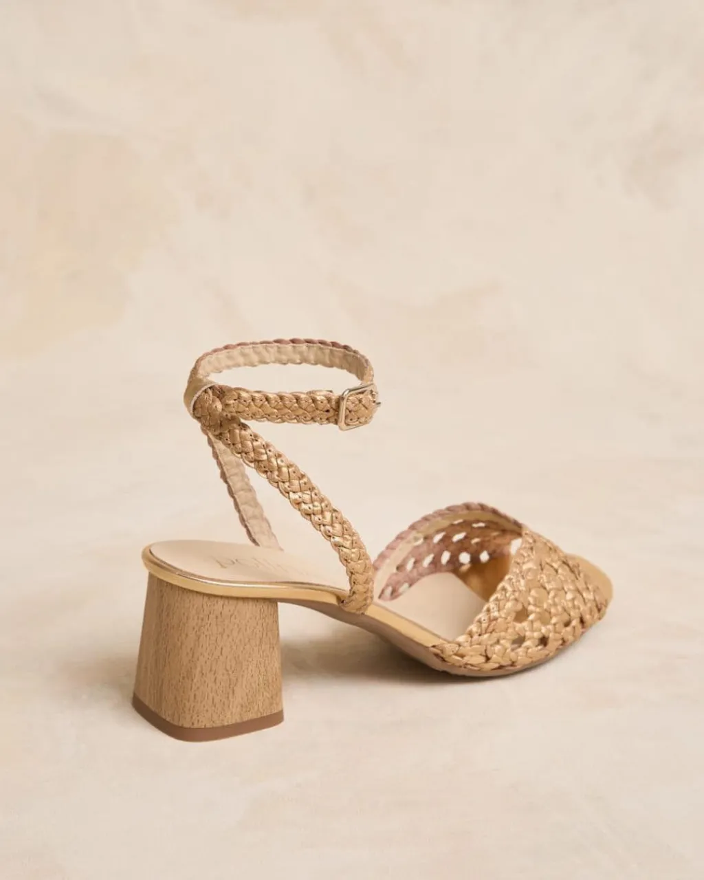 Polin et moi TRENZADOS|SANDALIAS>Sandalia Escote Marisa Oro