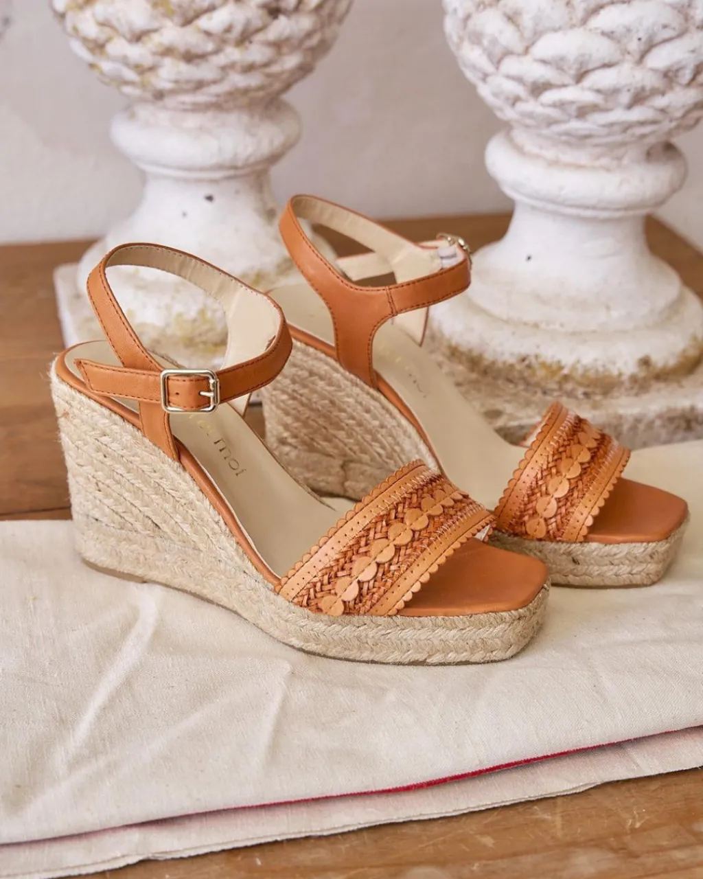 Polin et moi SANDALIAS>Sandalia Piel Elizabeth camel